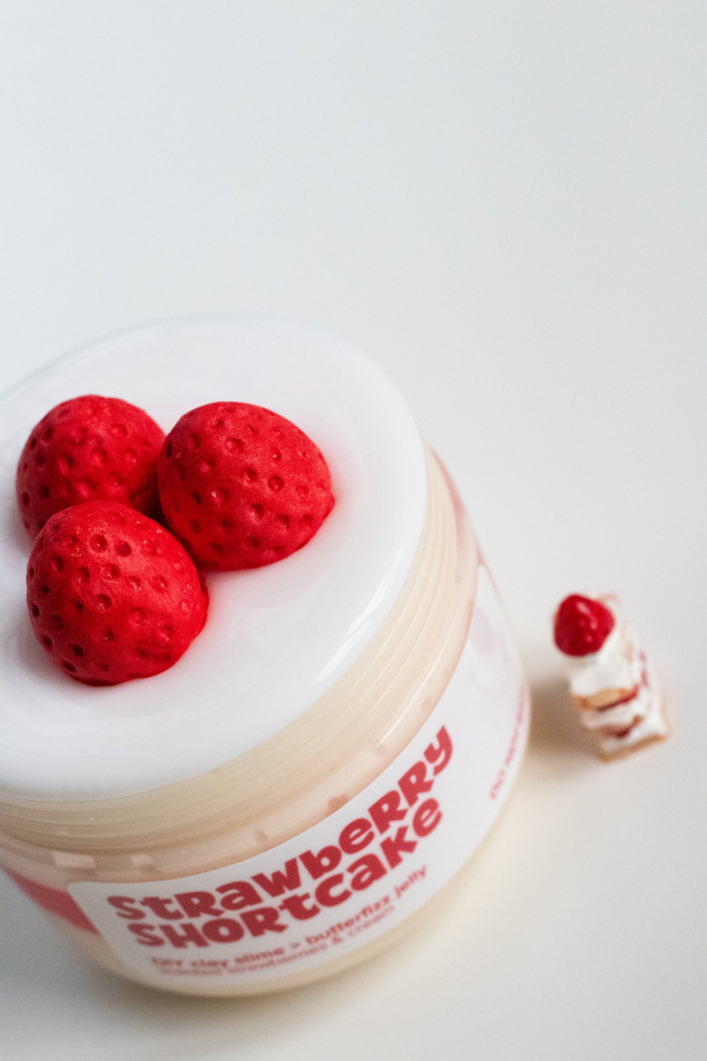 Strawberry Shortcake DIY Slime Kit